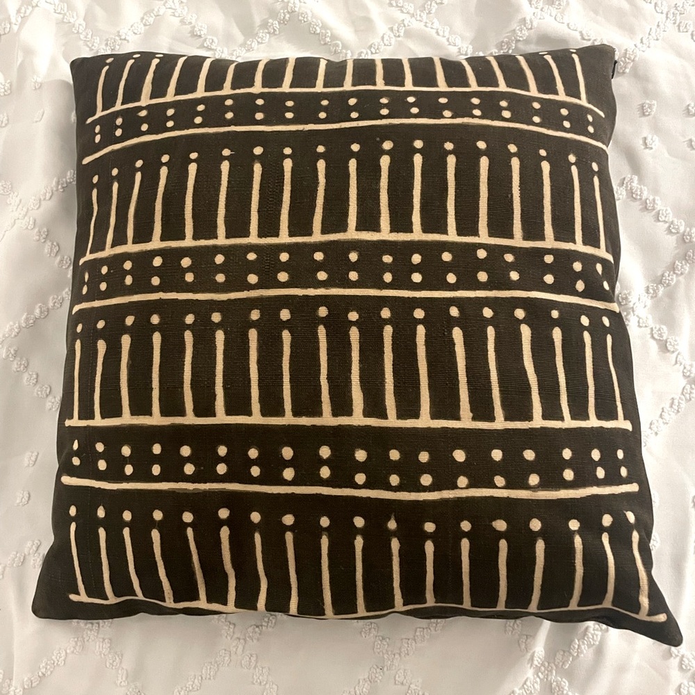 The Citizenry large mud cloth pillow cover - cream and black